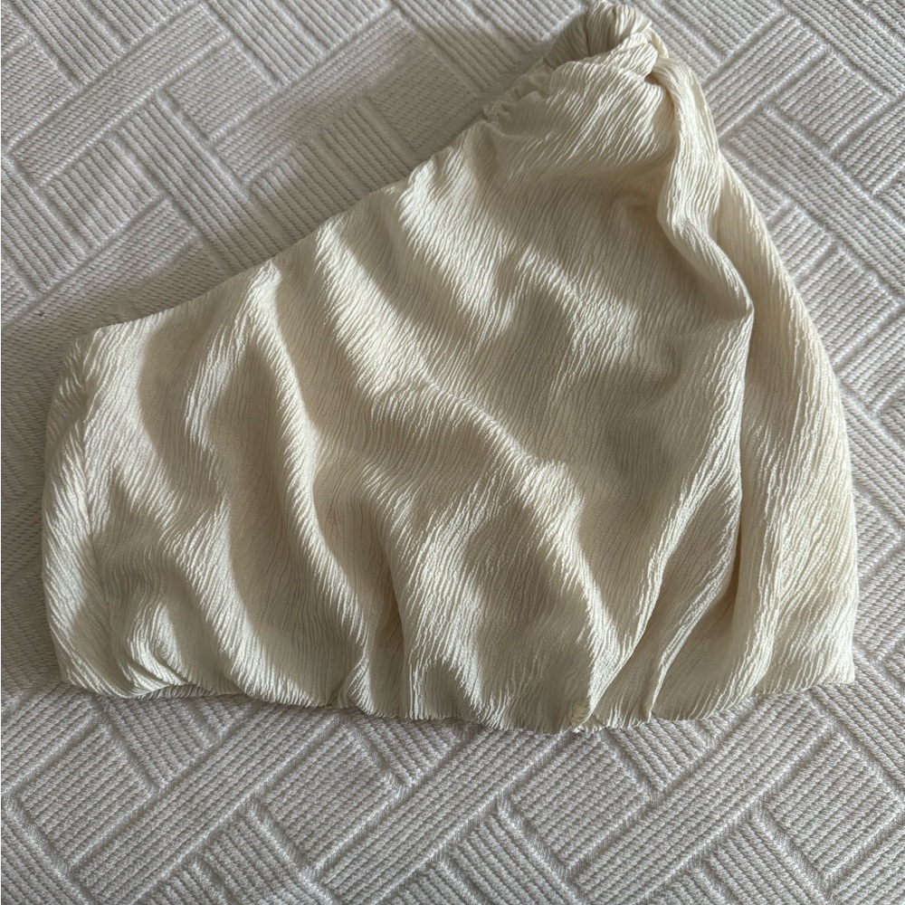 Abercrombie one shoulder top